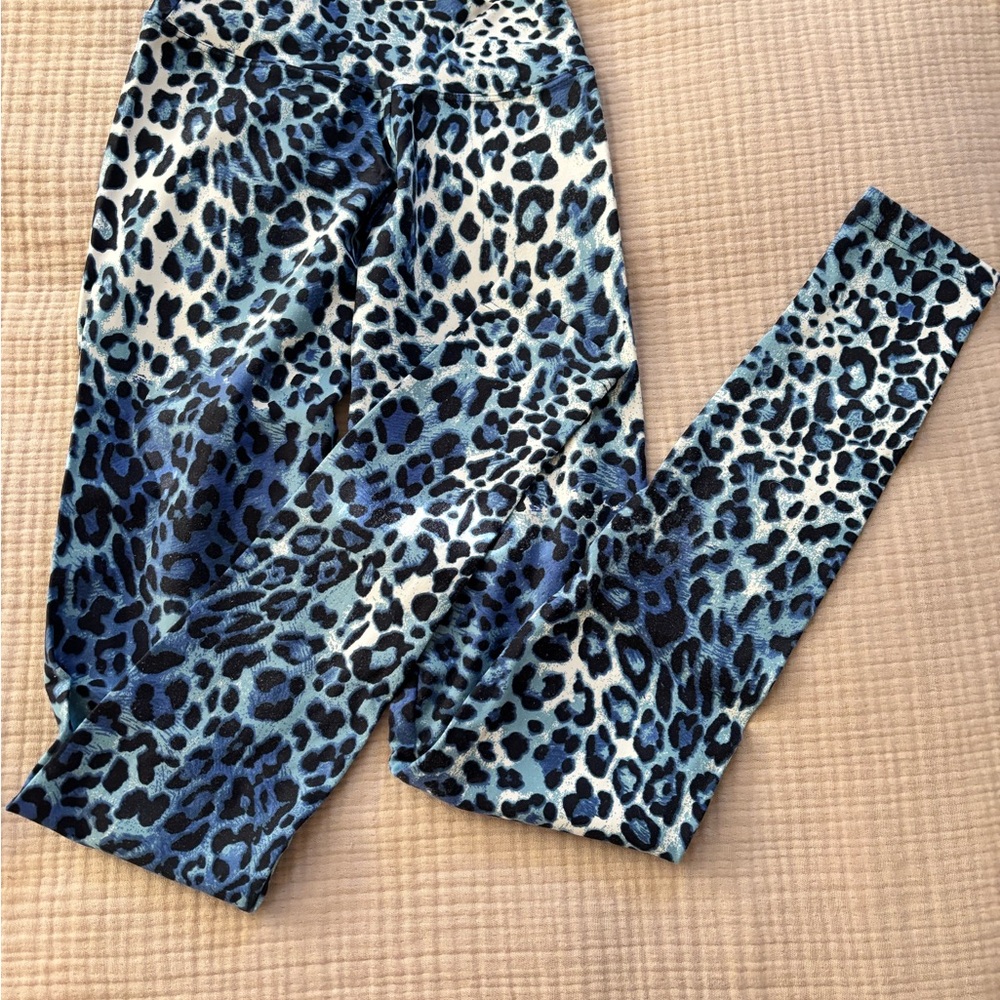 Liquido Blue Leopard Print Leggings - Picture 10 of 10
